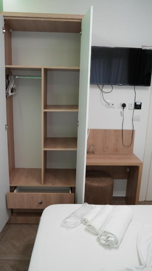 Hotel Luris Голем Екстериор снимка