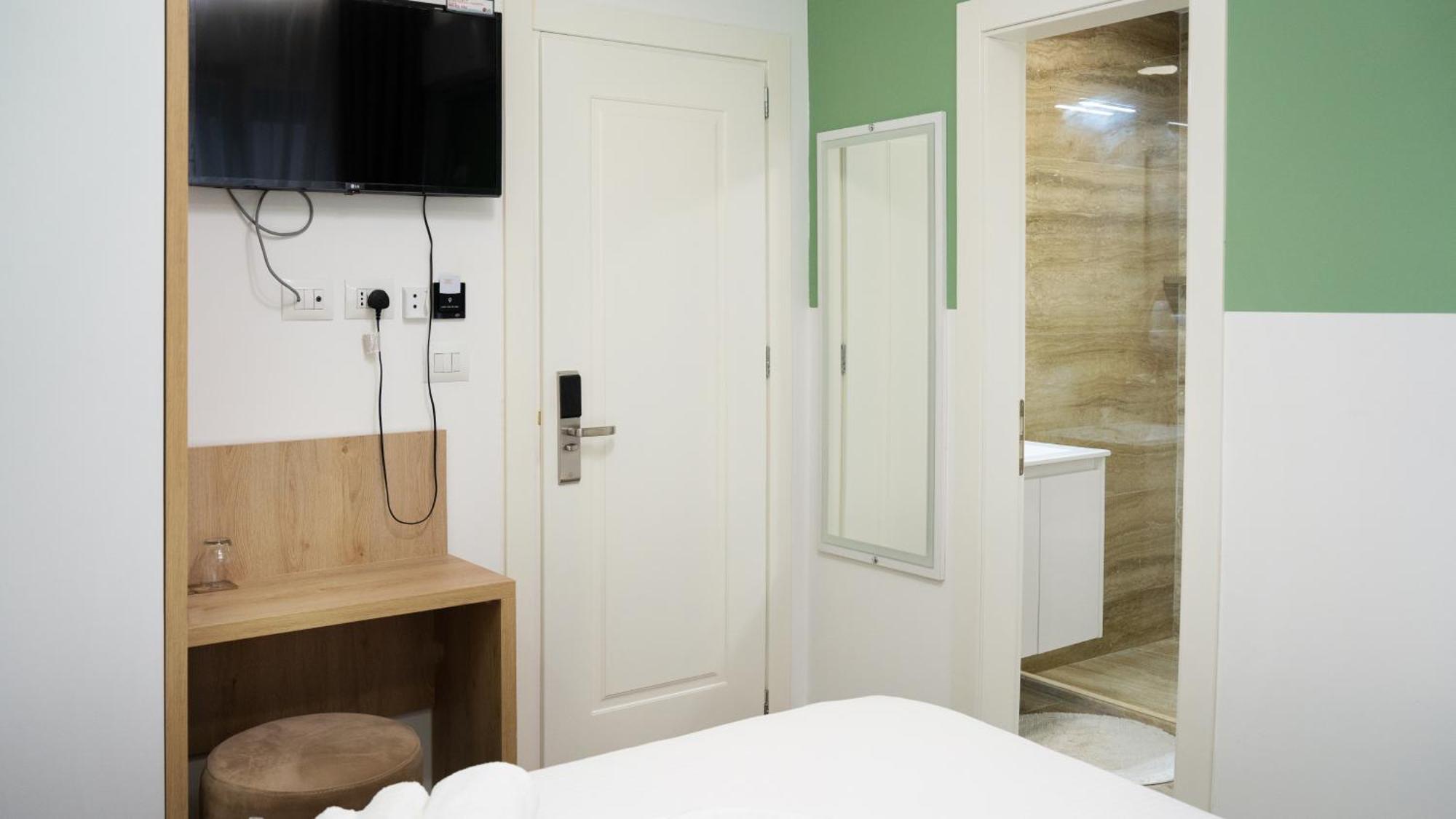 Hotel Luris Голем Екстериор снимка